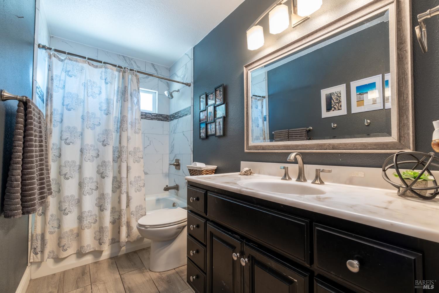 2342 Baggett Court Santa Rosa CA 95401