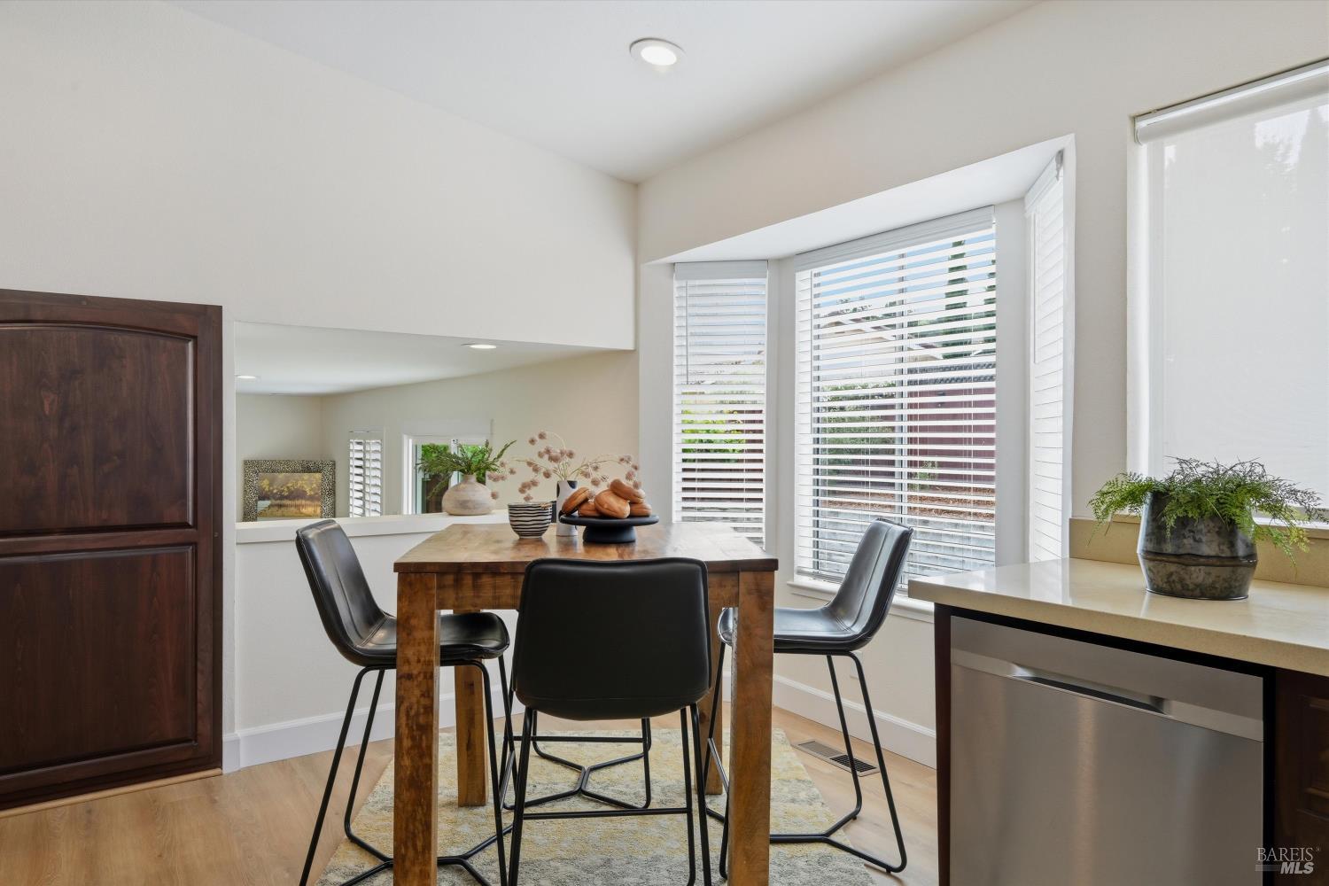 227 Skylark Way Napa CA 94558