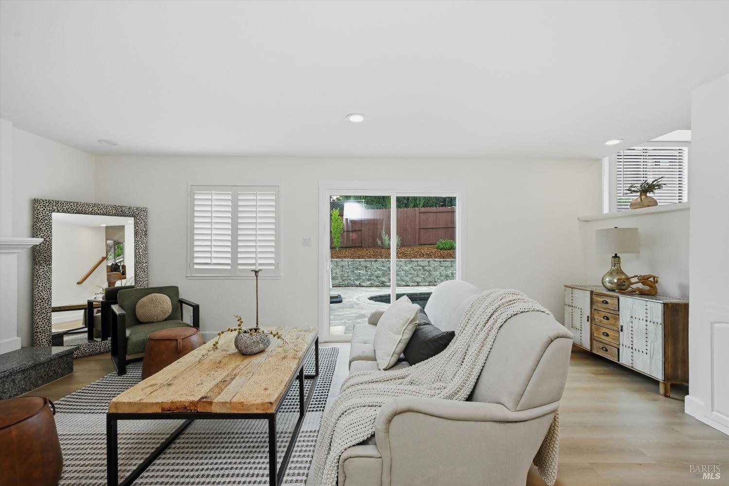 227 Skylark Way Napa CA 94558