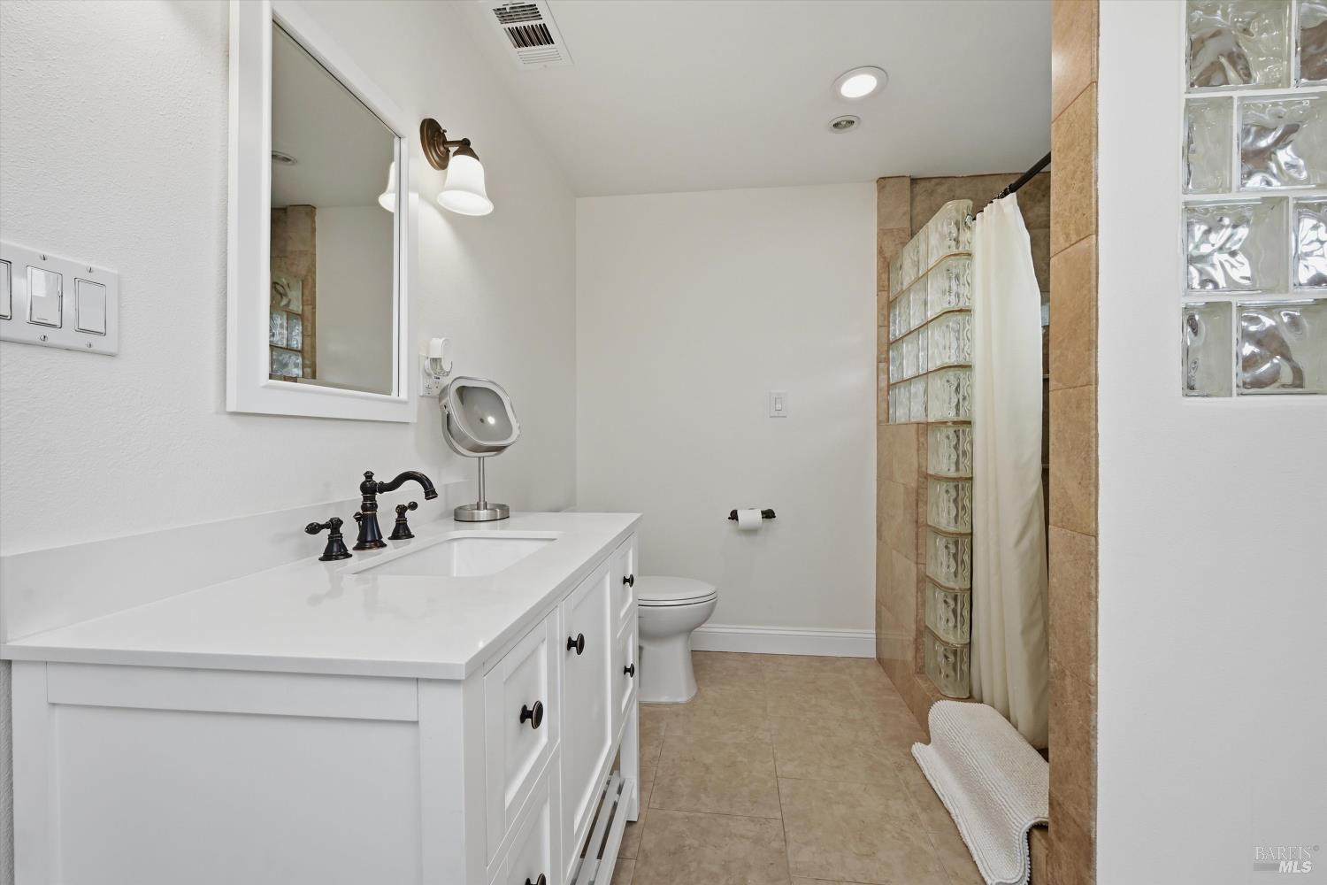 227 Skylark Way Napa CA 94558