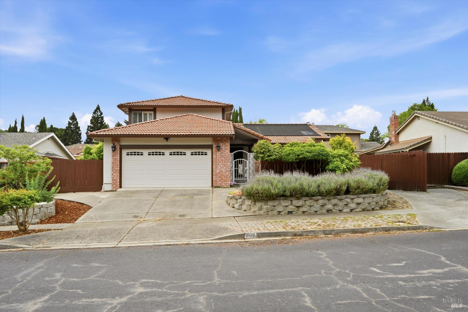 227 Skylark Way Napa CA 94558