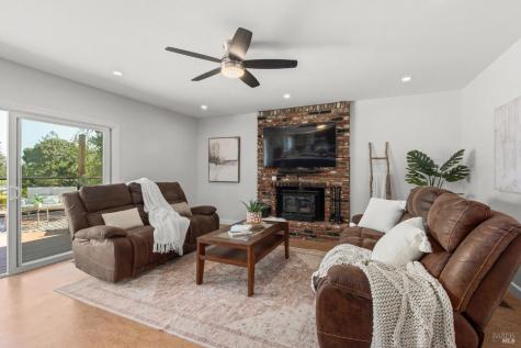 5140 Blank Road Sebastopol CA 95472
