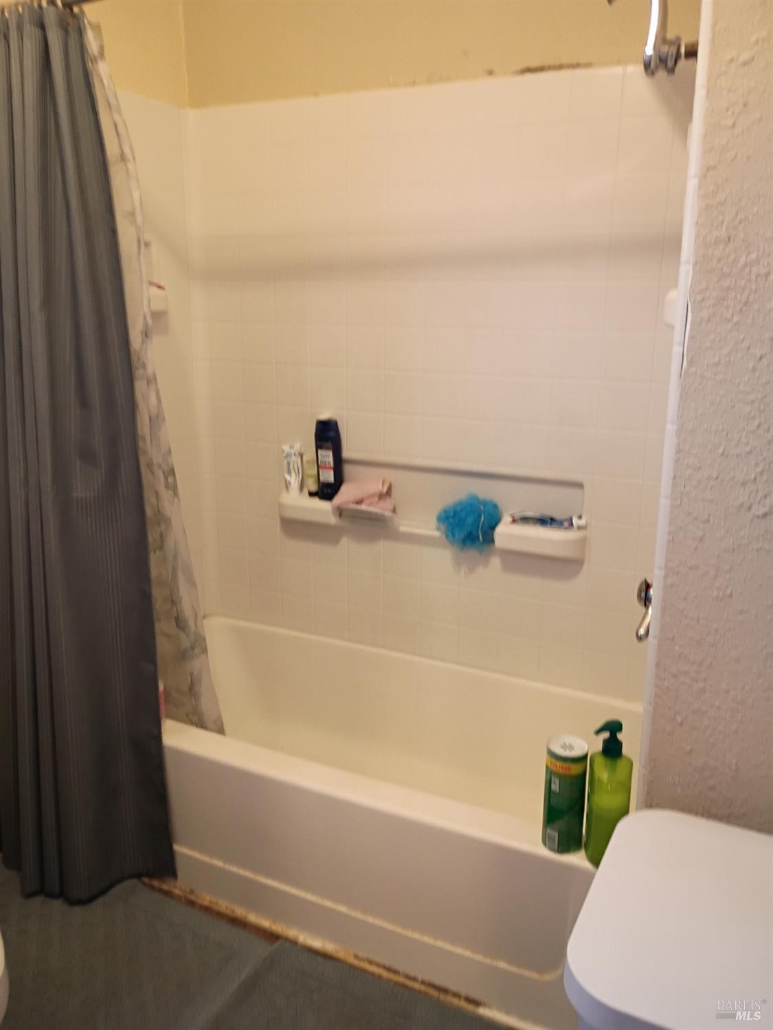 5676 Jones Avenue Clearlake CA 95422