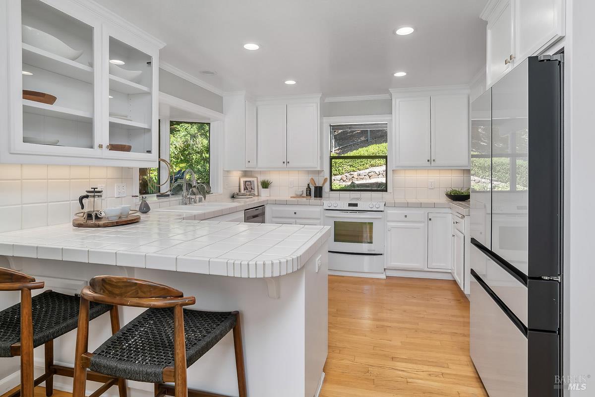 2554 Vineyard Road Novato CA 94947