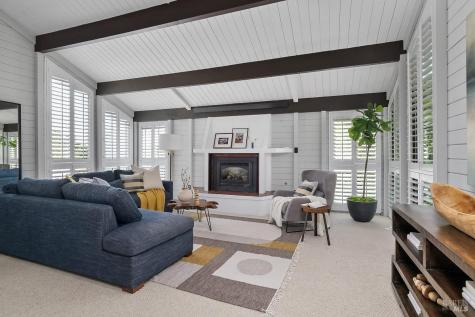 2554 Vineyard Road Novato CA 94947