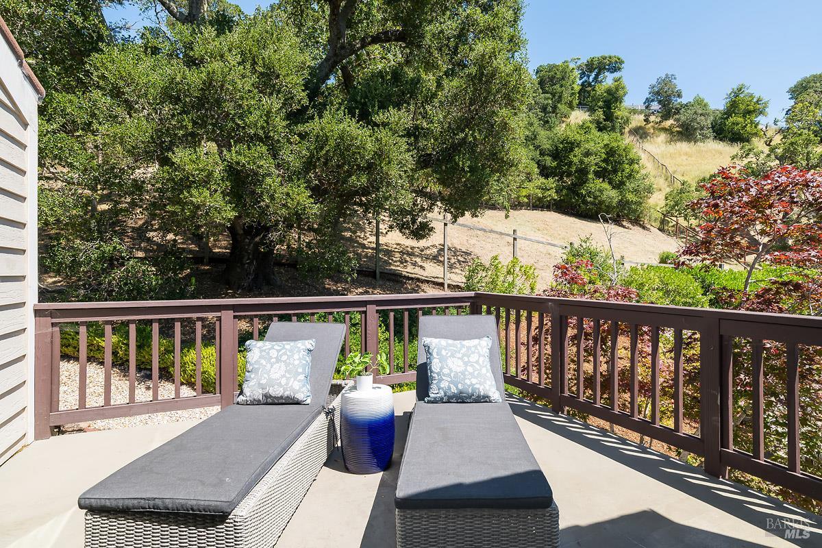 2554 Vineyard Road Novato CA 94947
