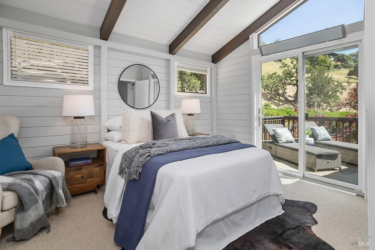 2554 Vineyard Road Novato CA 94947