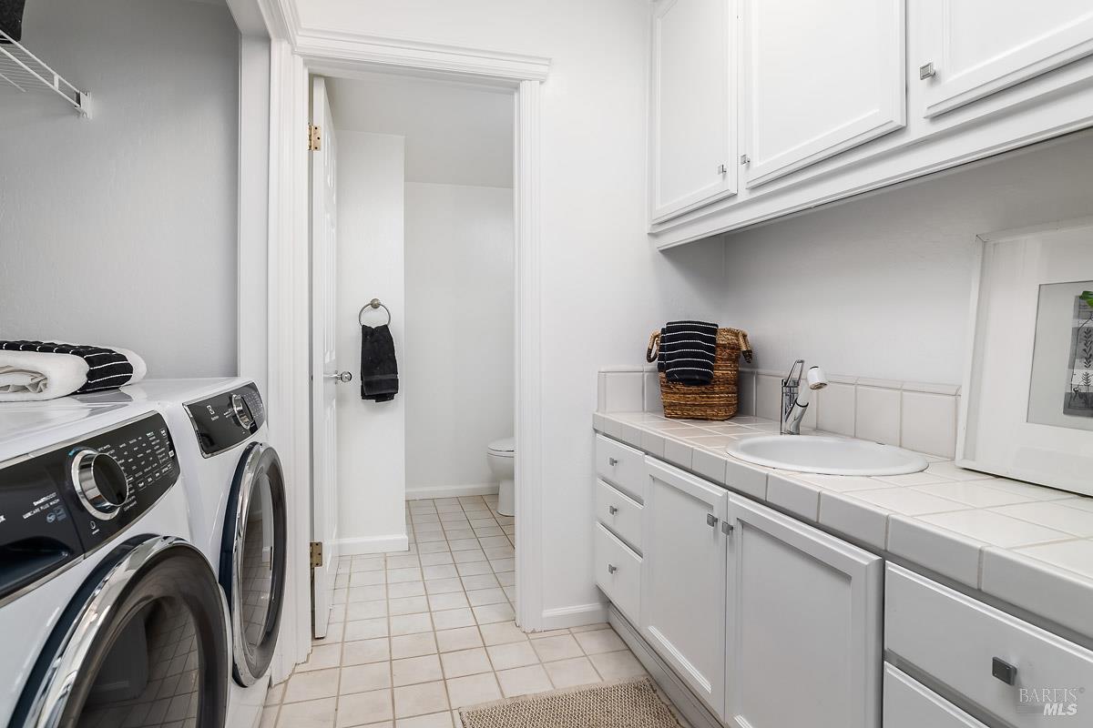 2554 Vineyard Road Novato CA 94947