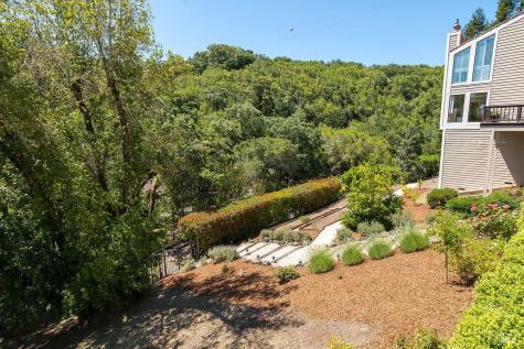 2554 Vineyard Road Novato CA 94947
