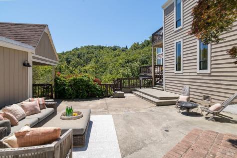 2554 Vineyard Road Novato CA 94947