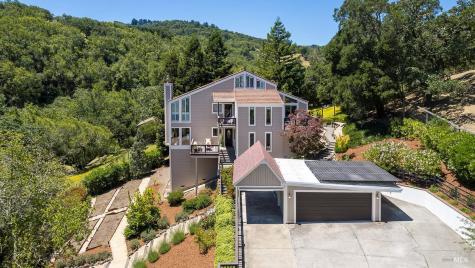 2554 Vineyard Road Novato CA 94947