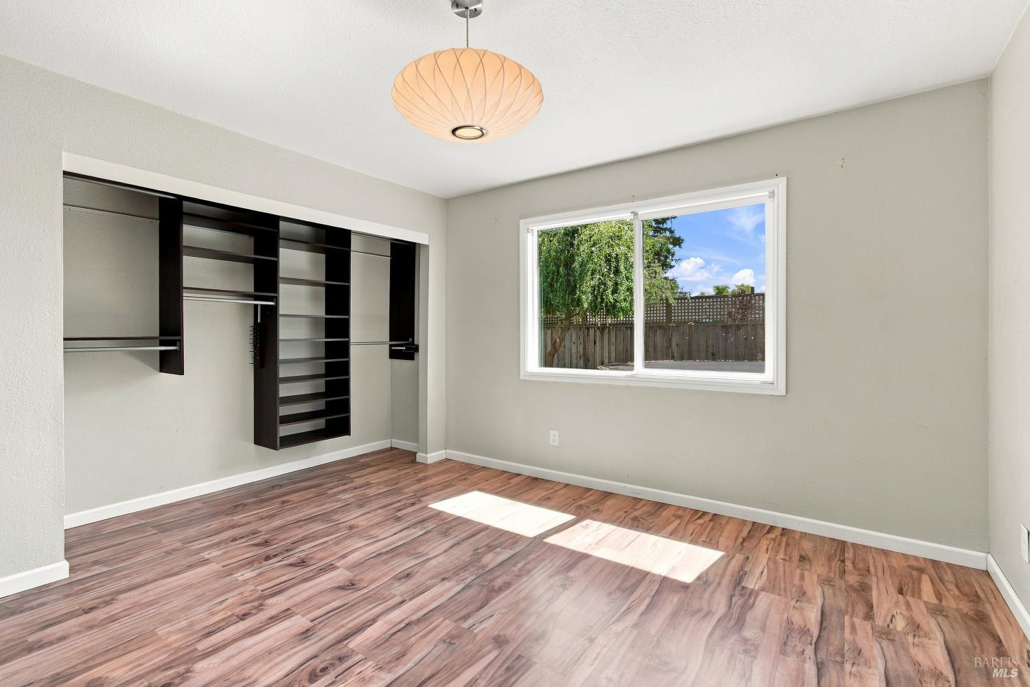 880 Crinella Drive Petaluma CA 94954
