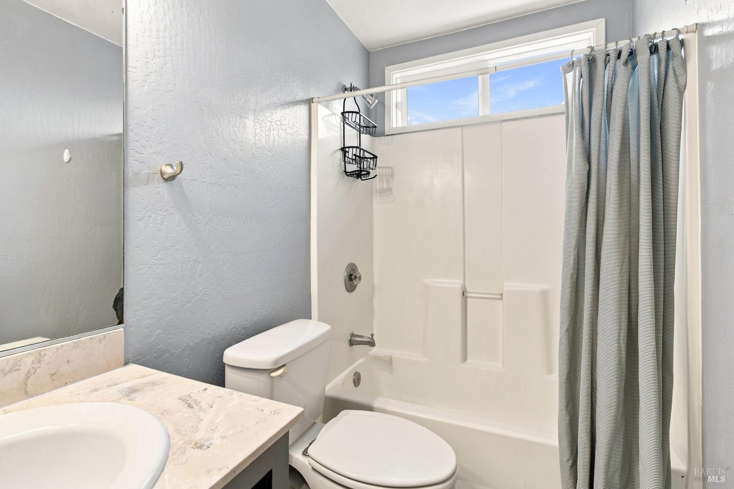 880 Crinella Drive Petaluma CA 94954