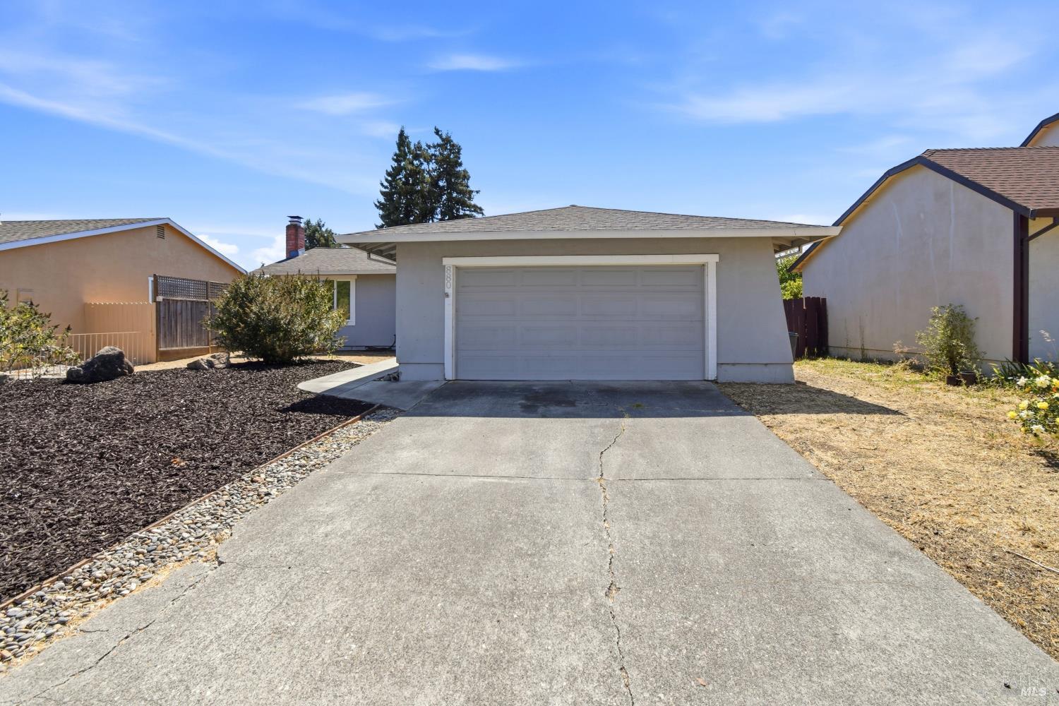880 Crinella Drive Petaluma CA 94954