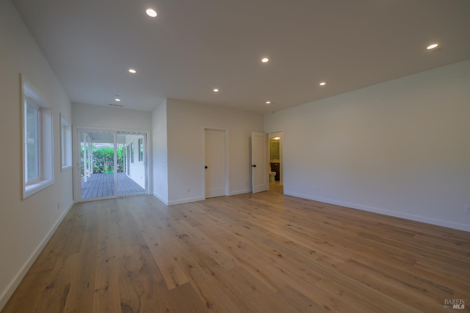 8388 Paradise Lagoon Drive Lucerne CA 95458
