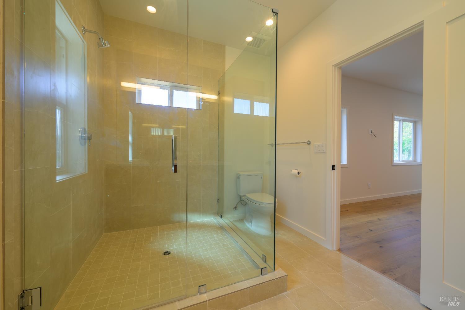 8388 Paradise Lagoon Drive Lucerne CA 95458