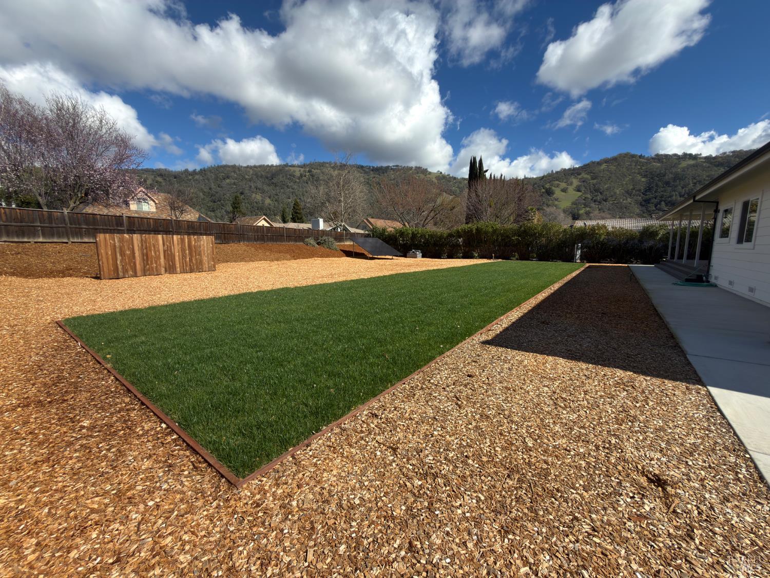 8388 Paradise Lagoon Drive Lucerne CA 95458