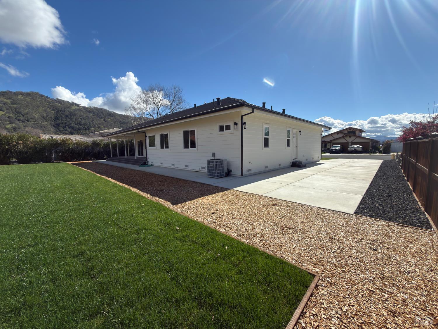 8388 Paradise Lagoon Drive Lucerne CA 95458