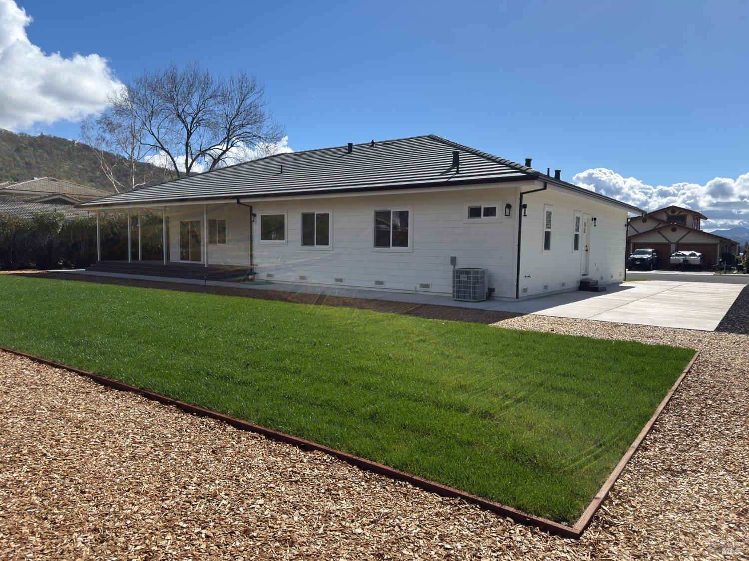 8388 Paradise Lagoon Drive Lucerne CA 95458
