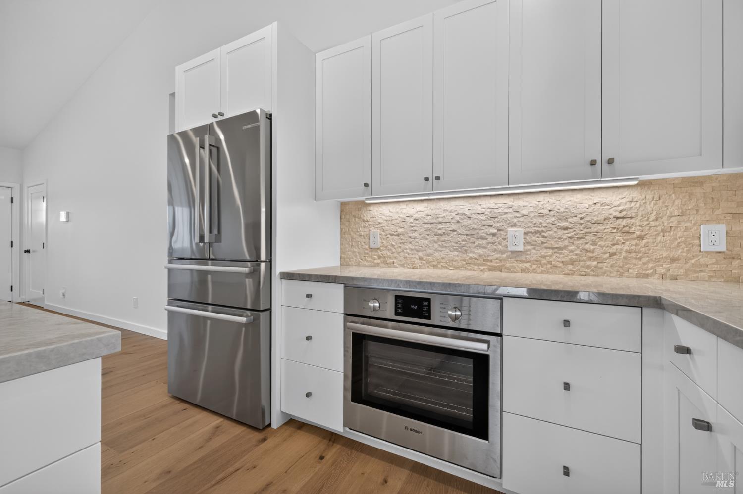 8388 Paradise Lagoon Drive Lucerne CA 95458