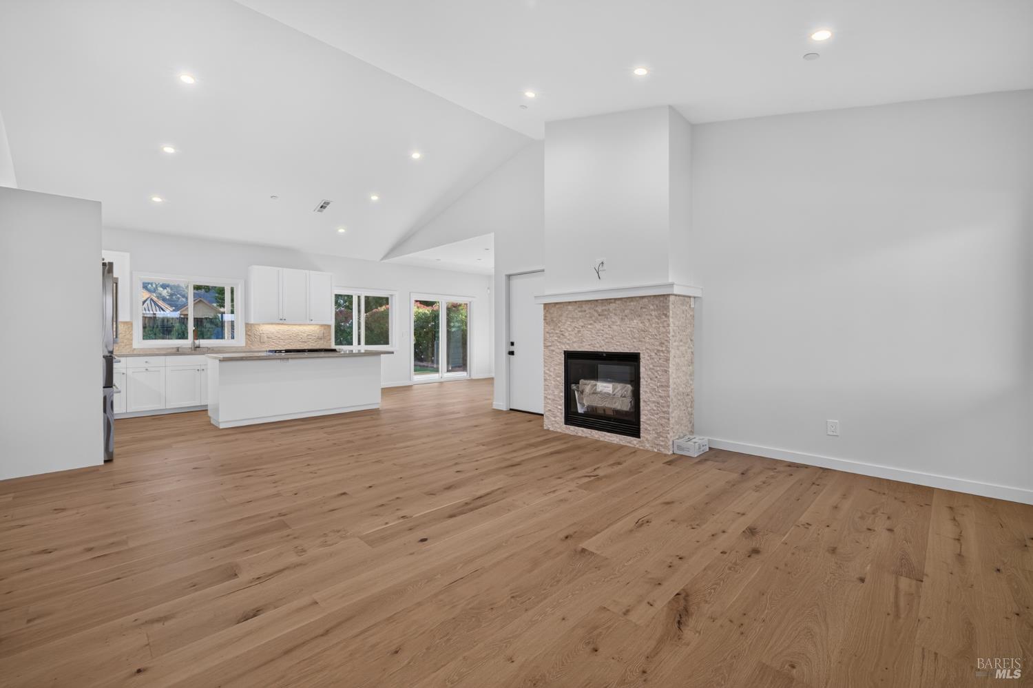 8388 Paradise Lagoon Drive Lucerne CA 95458