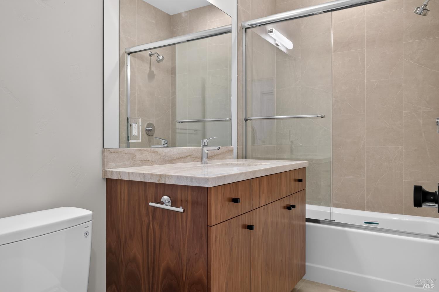 8388 Paradise Lagoon Drive Lucerne CA 95458