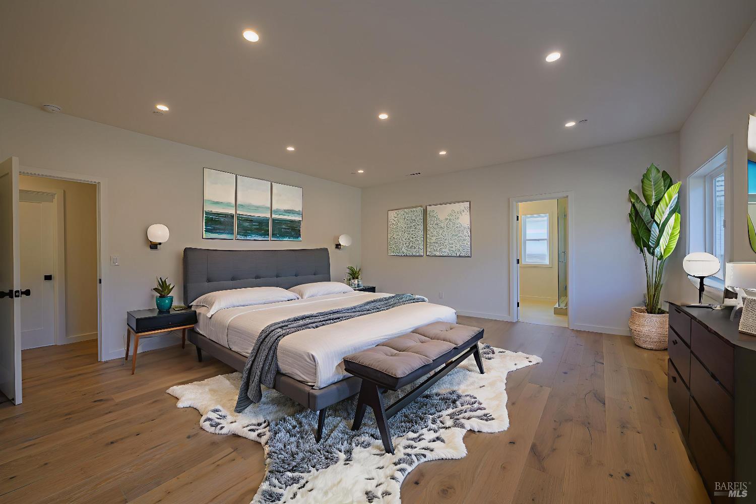 8388 Paradise Lagoon Drive Lucerne CA 95458