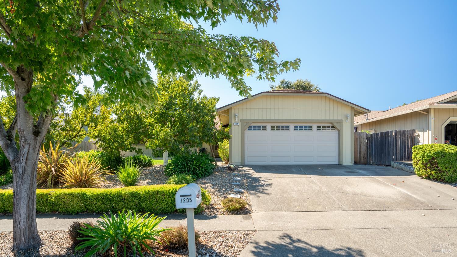 1205 Marble Street Santa Rosa CA 95407