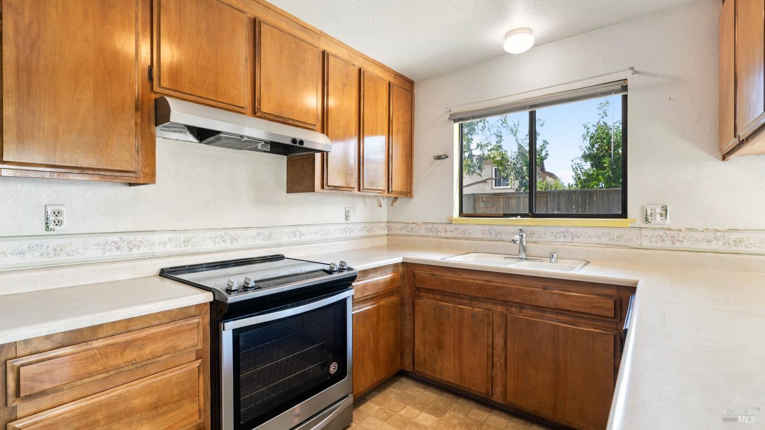 1205 Marble Street Santa Rosa CA 95407