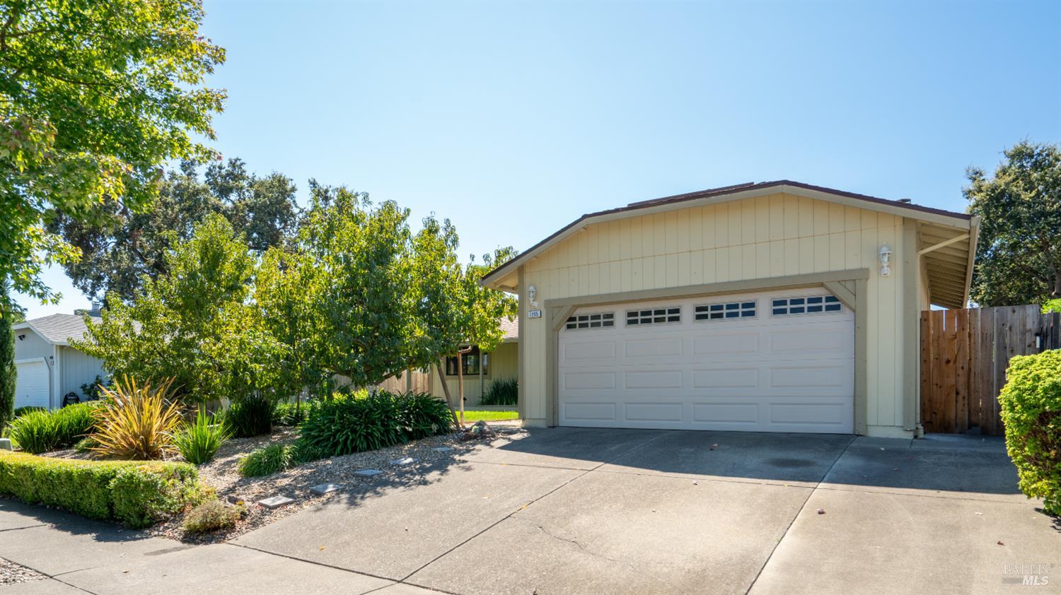 1205 Marble Street Santa Rosa CA 95407