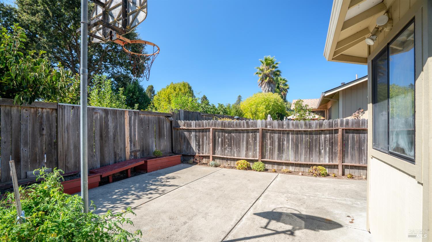 1205 Marble Street Santa Rosa CA 95407