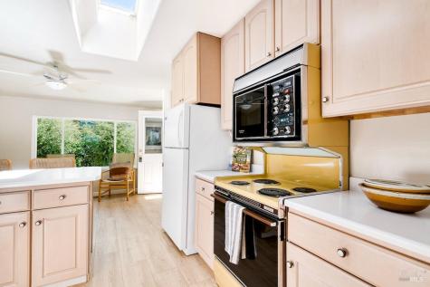 1454 Escalero Road Santa Rosa CA 95409