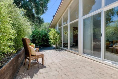 1454 Escalero Road Santa Rosa CA 95409