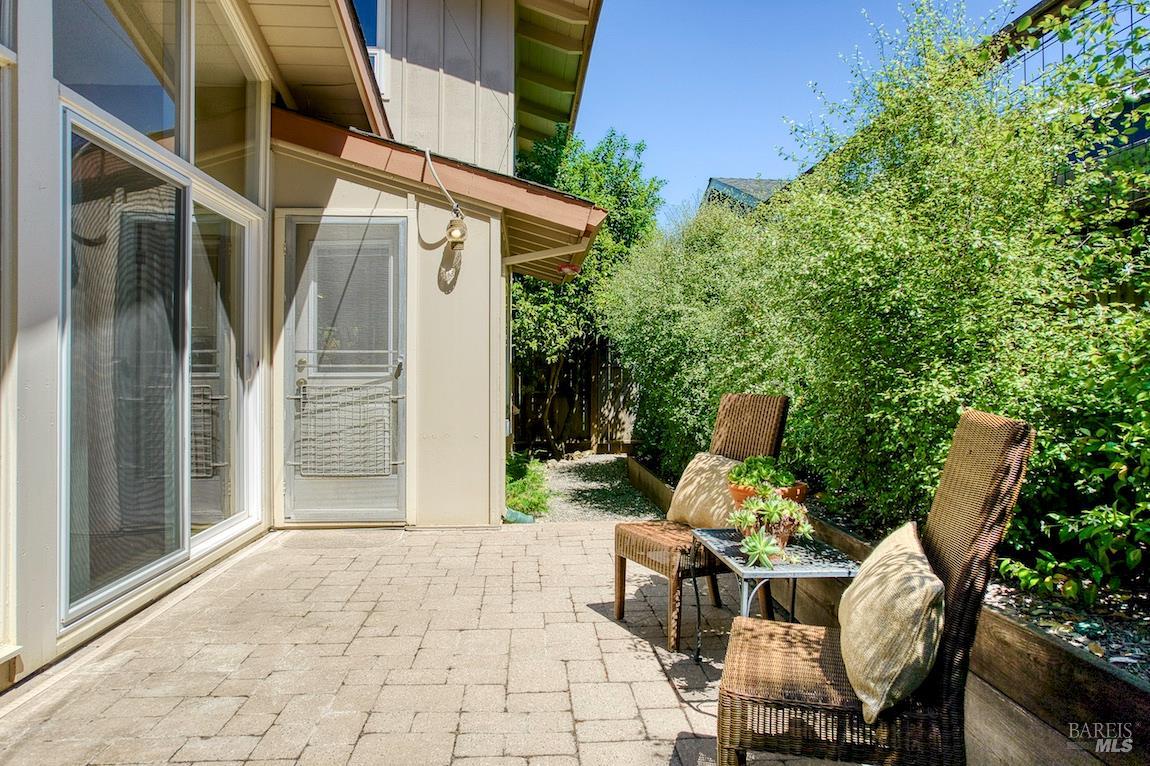 1454 Escalero Road Santa Rosa CA 95409