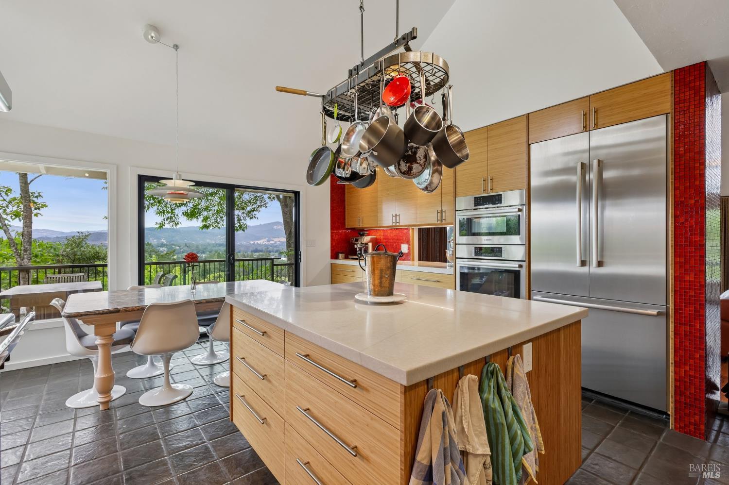 1424 Quail Court Santa Rosa CA 95404