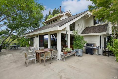 1424 Quail Court Santa Rosa CA 95404