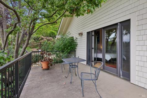 1424 Quail Court Santa Rosa CA 95404