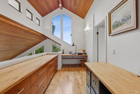 1424 Quail Court Santa Rosa CA 95404