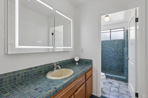 1424 Quail Court Santa Rosa CA 95404