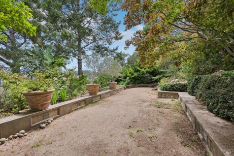 1424 Quail Court Santa Rosa CA 95404
