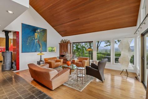 1424 Quail Court Santa Rosa CA 95404