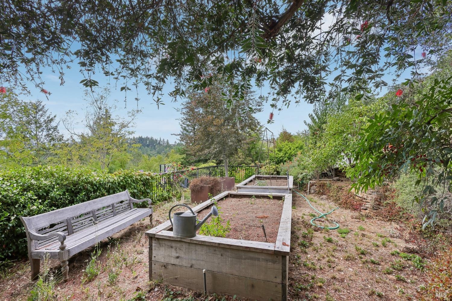 1424 Quail Court Santa Rosa CA 95404