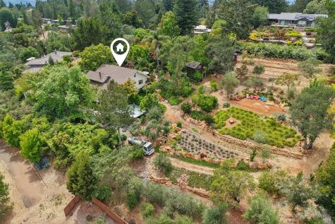 1424 Quail Court Santa Rosa CA 95404