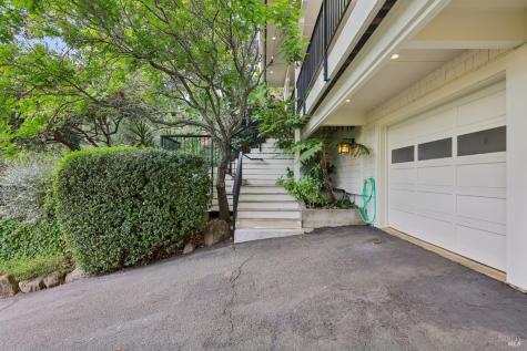 1424 Quail Court Santa Rosa CA 95404