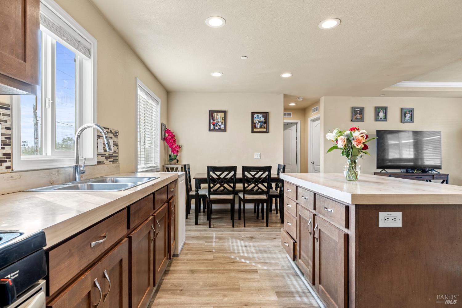 4203 Independence Lane Vacaville CA 95688