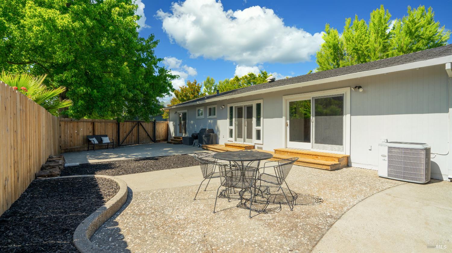 3581 Young Avenue Napa CA 94558