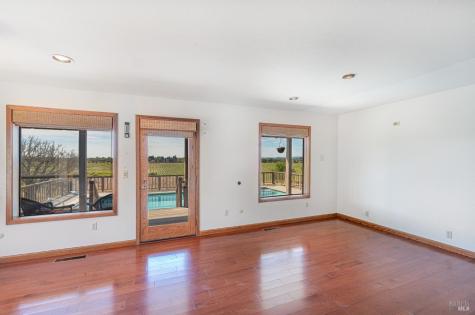 590 Pleasant Avenue Santa Rosa CA 95403
