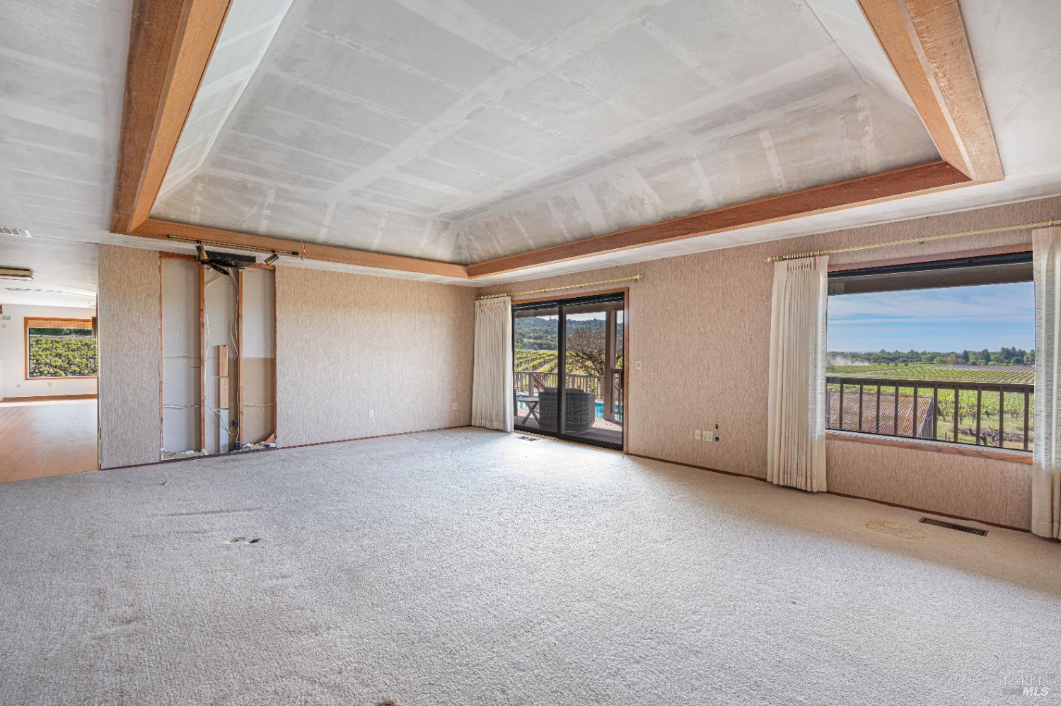 590 Pleasant Avenue Santa Rosa CA 95403