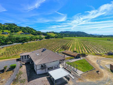 590 Pleasant Avenue Santa Rosa CA 95403