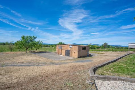 590 Pleasant Avenue Santa Rosa CA 95403